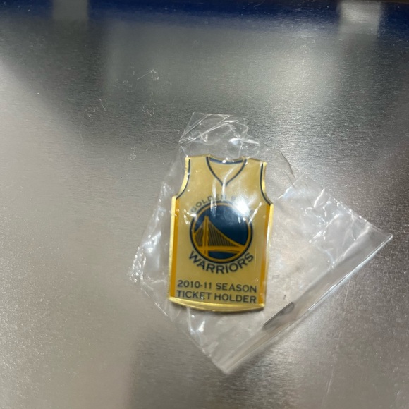 Golden State Warriors metal lunch box - Picture 2 of 3